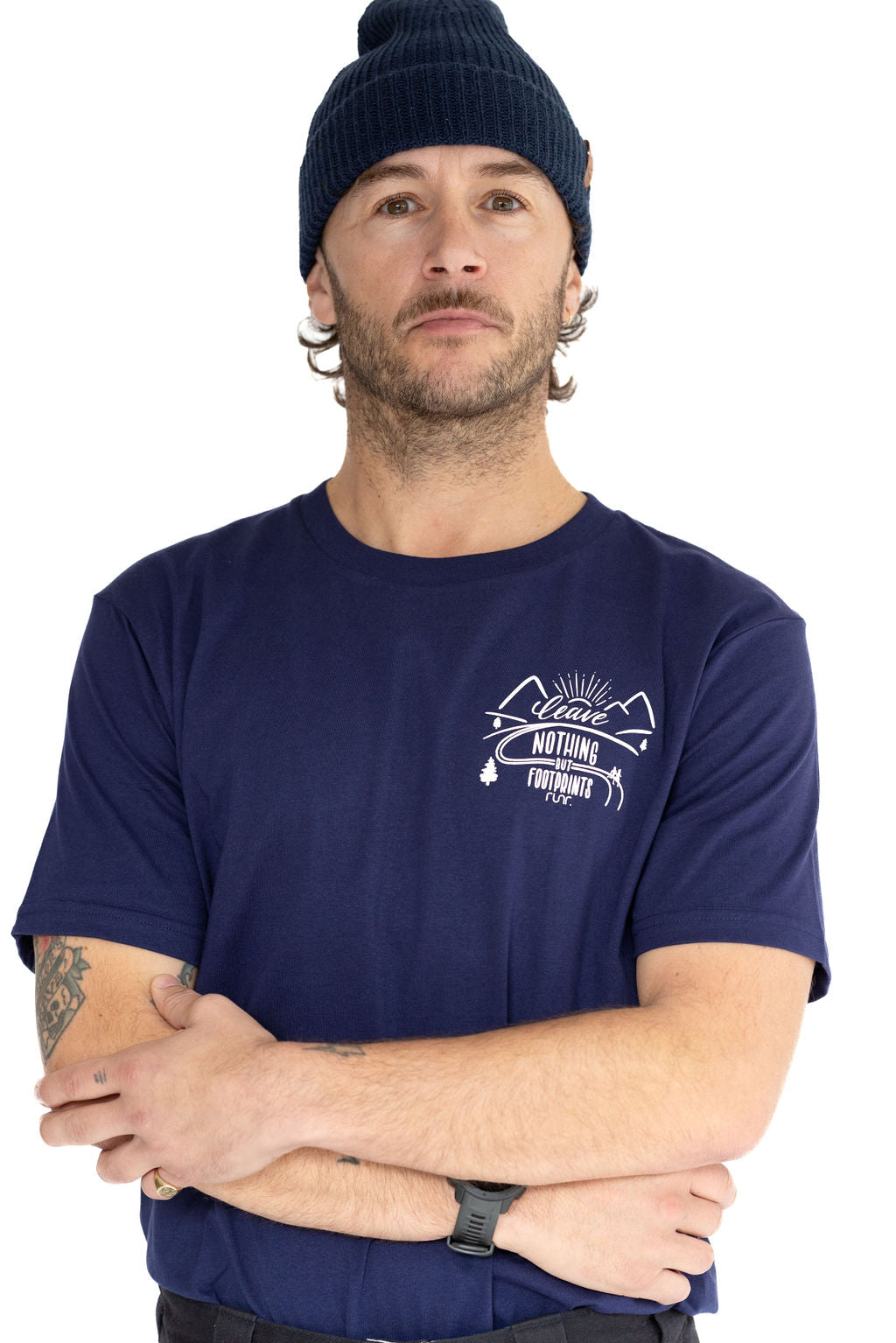 Men's Classic Leave Nothing But Footprints Runr T-Shirt in Navy