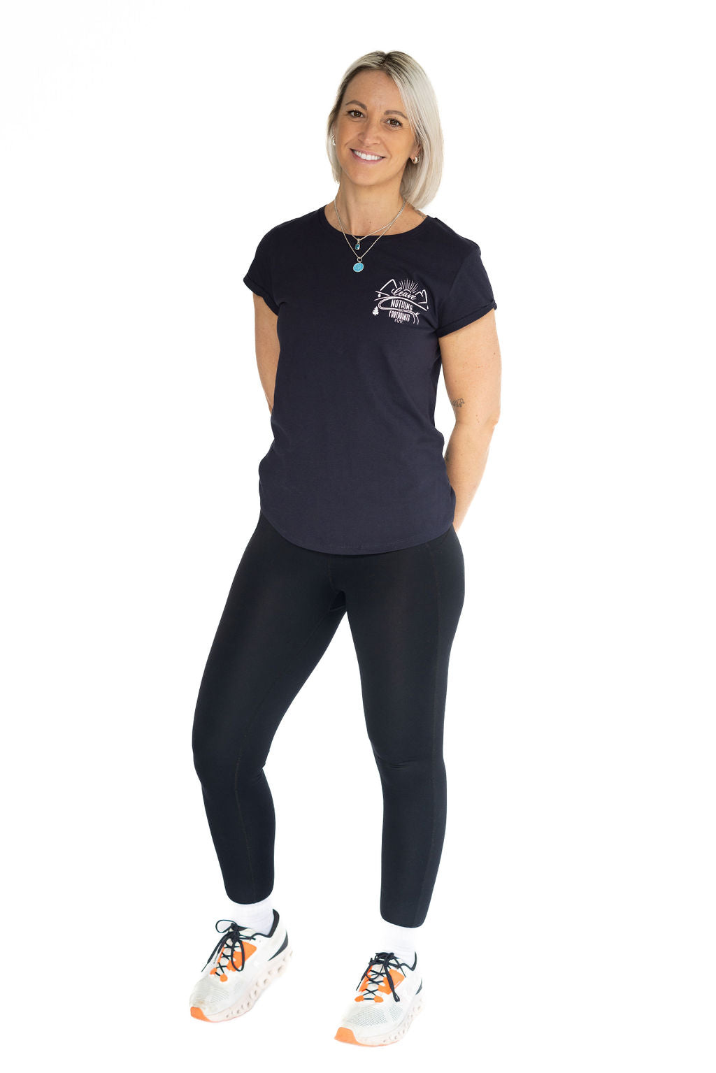 Women's Classic Leave Nothing But Footprints Runr T-Shirts in Navy