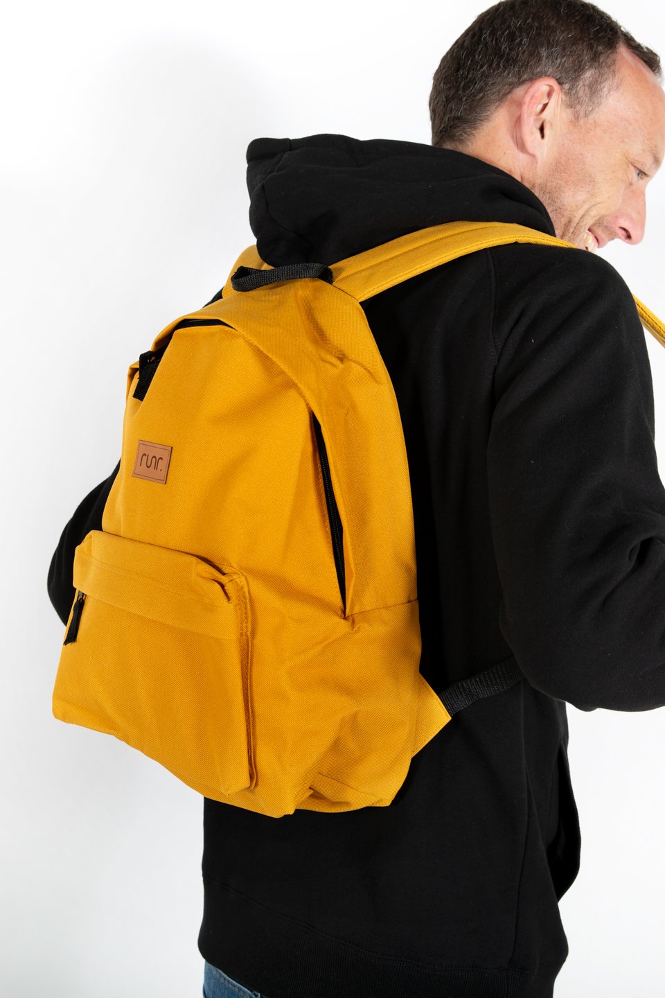 Runr Go Backpack - Mustard